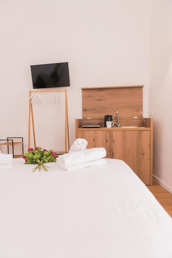 Almami Loft & Rooms モノーポリ エクステリア 写真